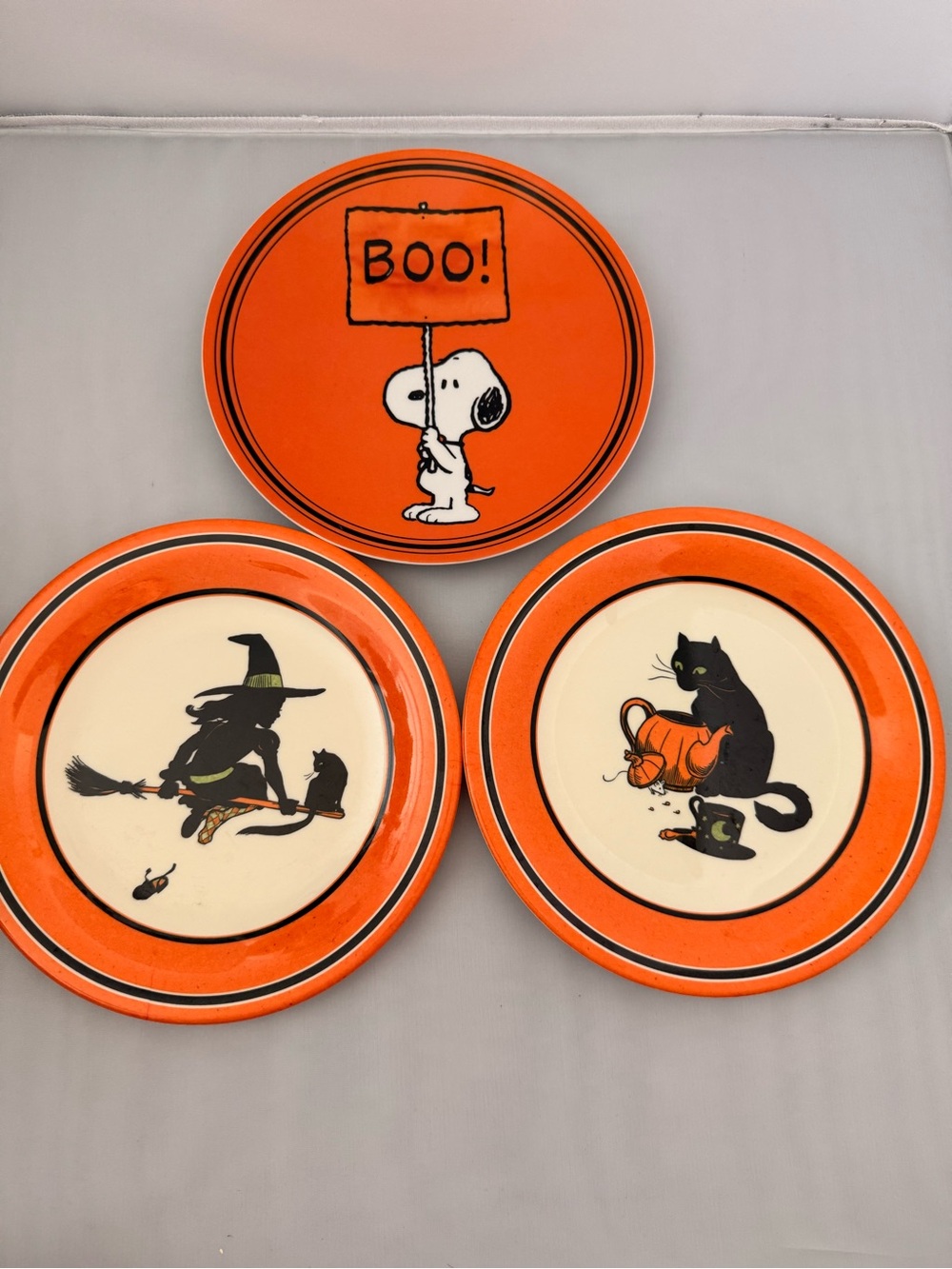 Pottery Barn kid Halloween plastic melamine plates